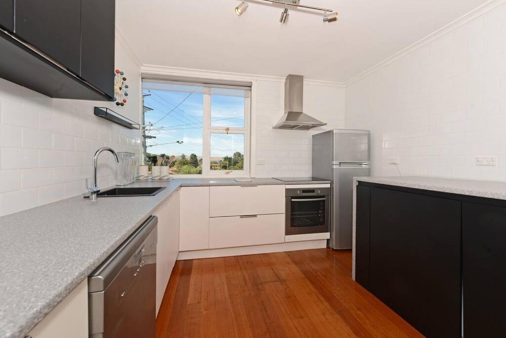 فيلا The Tassie - Luxury With Panoramic Water Views هوبارت المظهر الخارجي الصورة